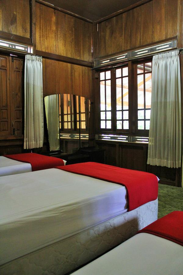 Reddoorz Hostel @ Dago 2 Бандунг Экстерьер фото